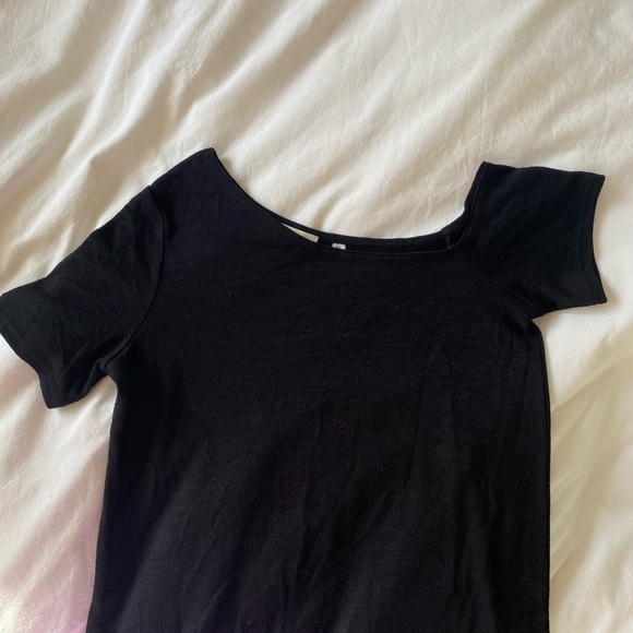 Wilfred Free off the shoulder t-shirt dress - Picture 2 of 3